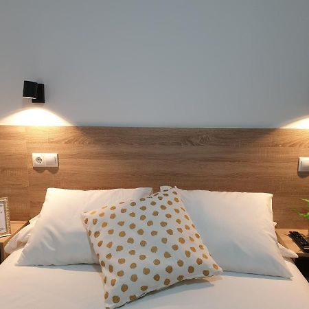 Norte Oviedo Rooms Мадрид Екстериор снимка