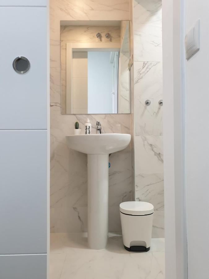 Norte Oviedo Rooms Мадрид Екстериор снимка