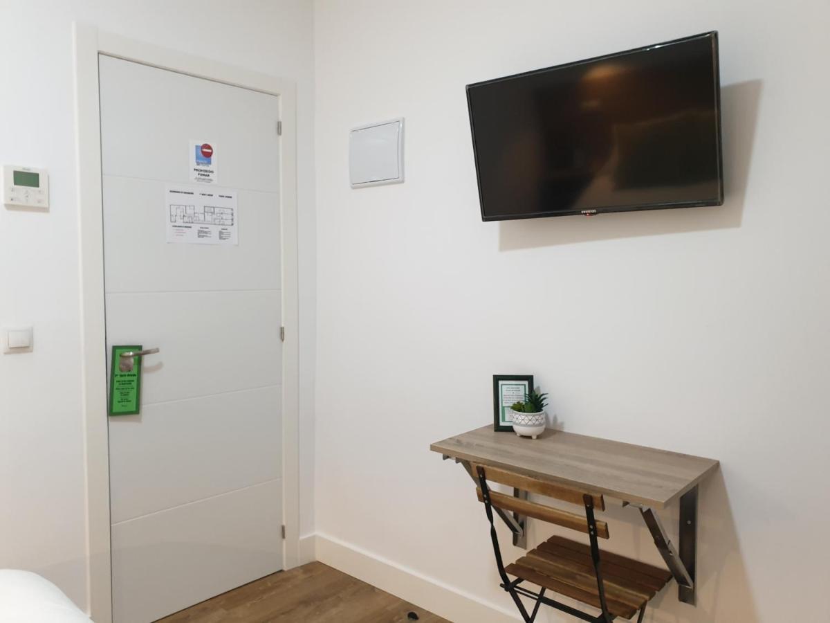 Norte Oviedo Rooms Мадрид Екстериор снимка