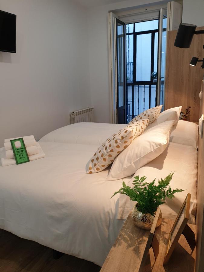 Norte Oviedo Rooms Мадрид Екстериор снимка