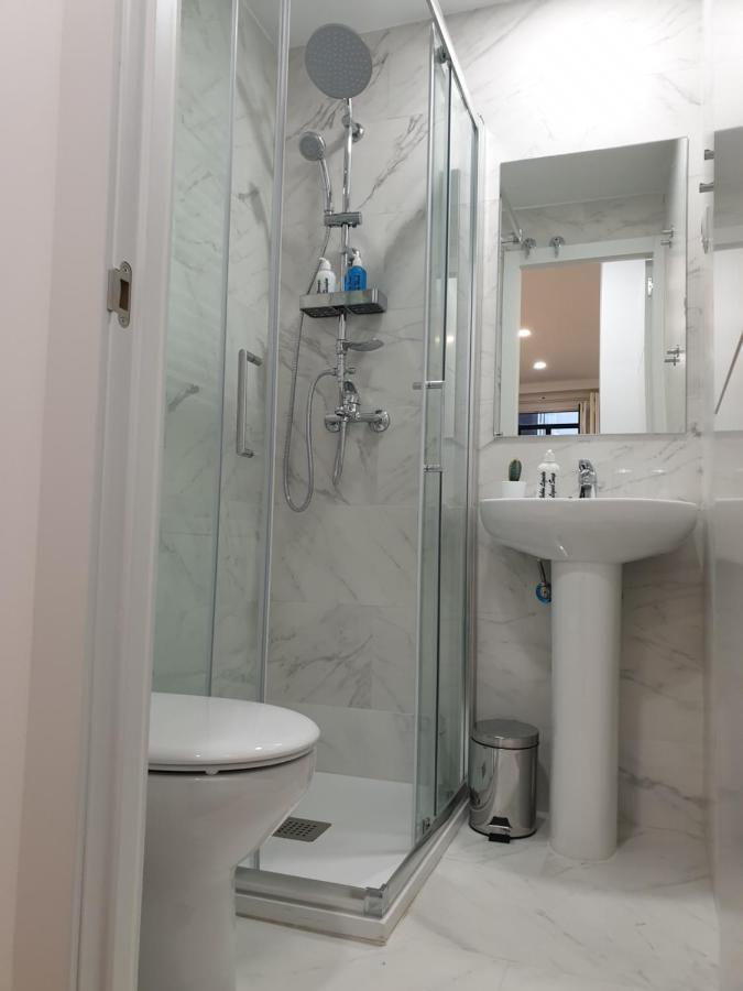 Norte Oviedo Rooms Мадрид Екстериор снимка