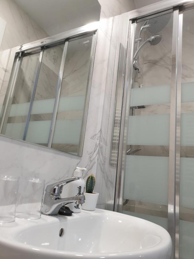 Norte Oviedo Rooms Мадрид Екстериор снимка