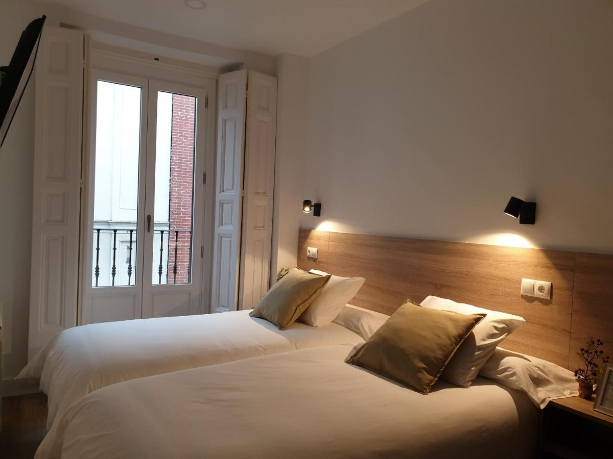 Norte Oviedo Rooms Мадрид Екстериор снимка